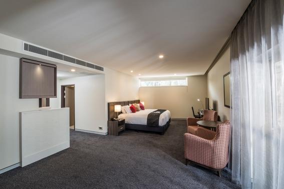 Alexandra Hills Hotel Cleveland Bagian luar foto
