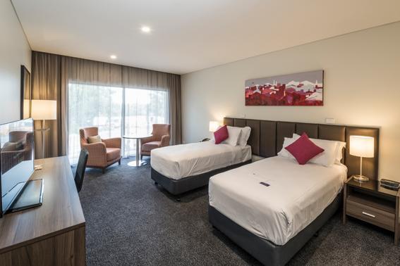 Alexandra Hills Hotel Cleveland Bagian luar foto