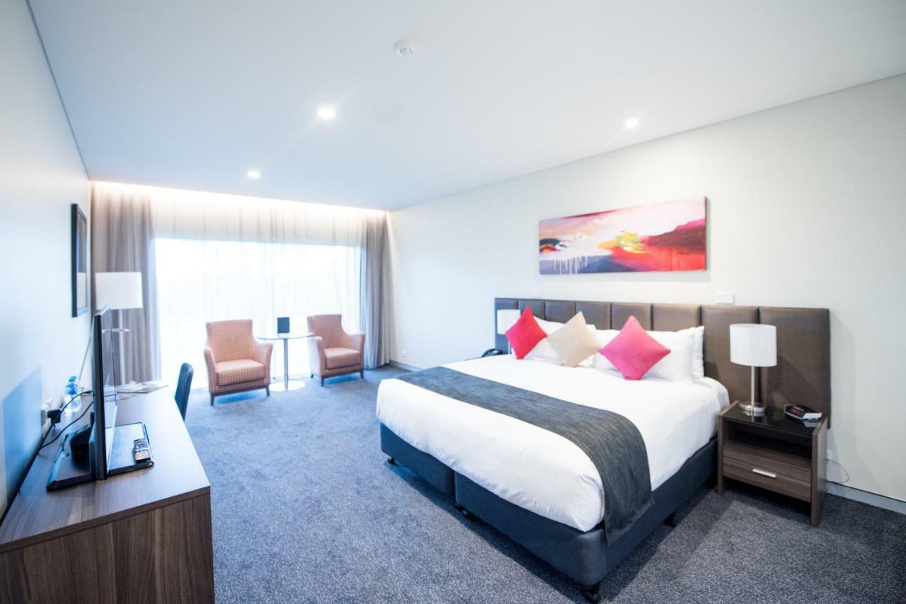 Alexandra Hills Hotel Cleveland Bagian luar foto